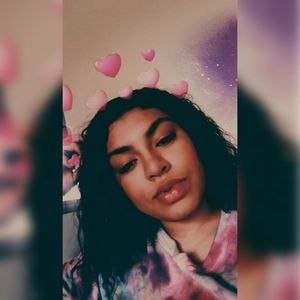 Meet your Posher, Donae